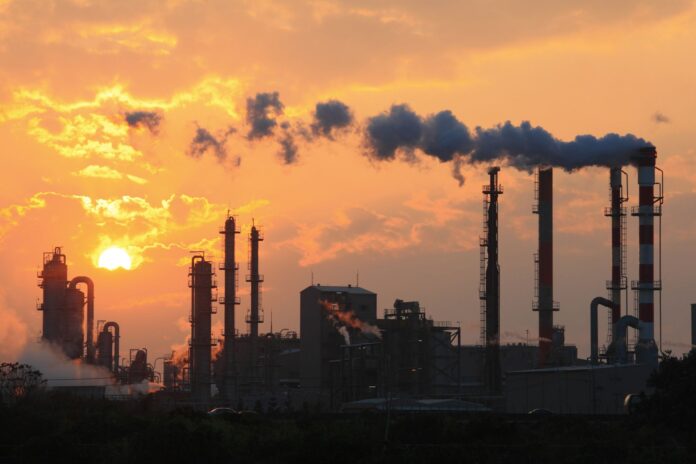 eu-tightens-grip-on-industrial-pollution-with-new-emission-rules-–-esg-news eu-tightens-grip-on-industrial-pollution-with-new-emission-rules-–-esg-news